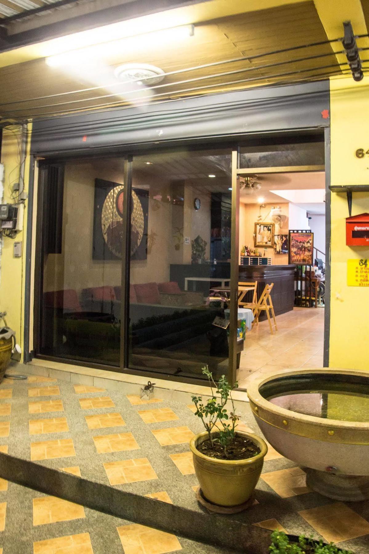 Patong Bay Guesthouse Exterior photo